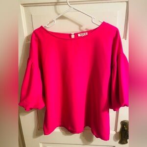 Like New TCEC Hot Pink Blouse 3/4 balloons sleeves. Size Large